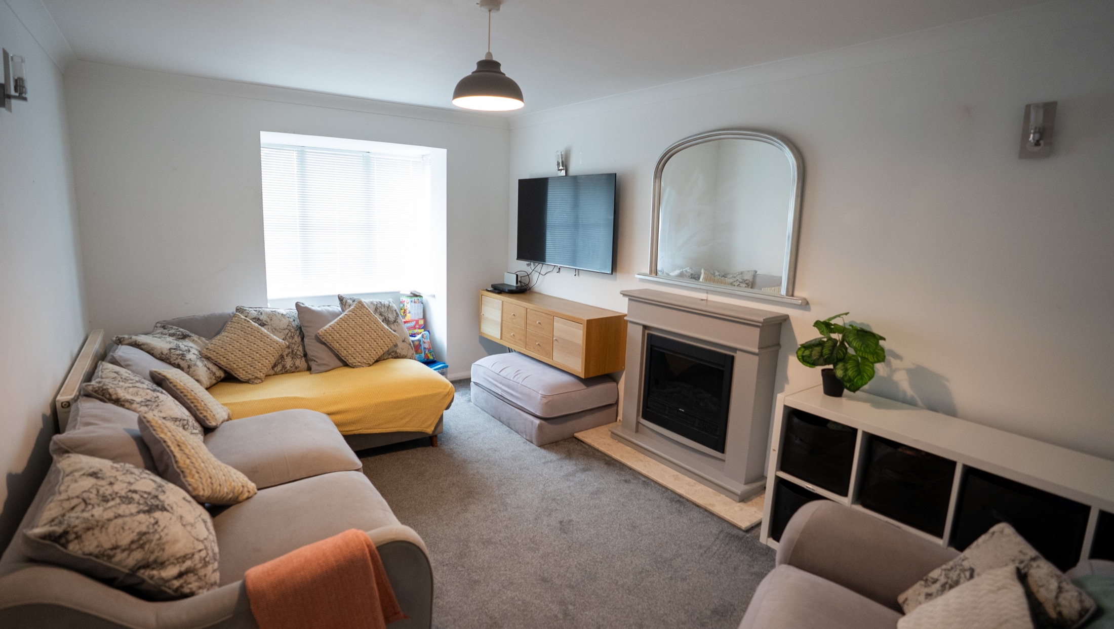 Oxcroft Lounge